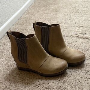 Sorel Joan of arctic wedge in Tan